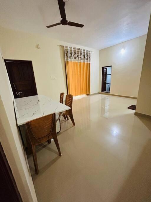 Sharvari Home Stay أودوبي المظهر الخارجي الصورة