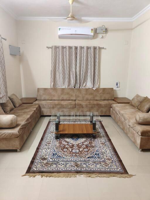 Sharvari Home Stay أودوبي المظهر الخارجي الصورة